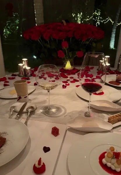 "Мисс Россия — 2018" Юлия Полячихина показала, как олигарх Рустам Тарико поздравил её с Днём всех влюблённых