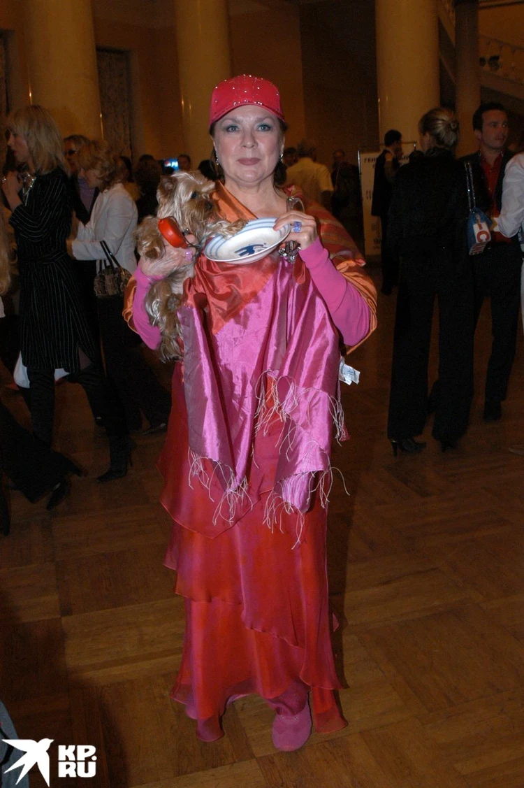 Лариса Голубкина умерла в хосписе и весила 30 кг: рак крови высосал жизнь из вдовы Андрея Миронова