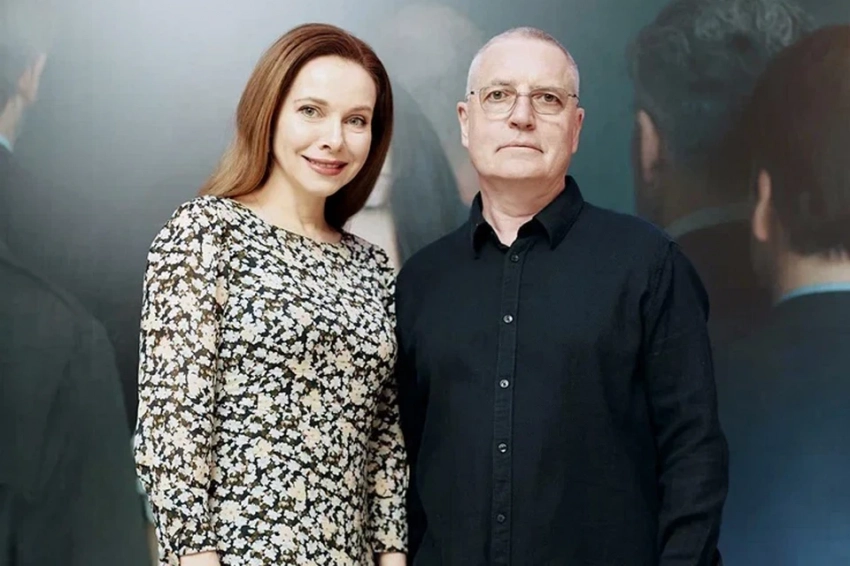 Премьера «Женитьбы» в Театре Моссовета: Гусева впервые за долгие годы показала мужа, а Кабо -подросшего сына