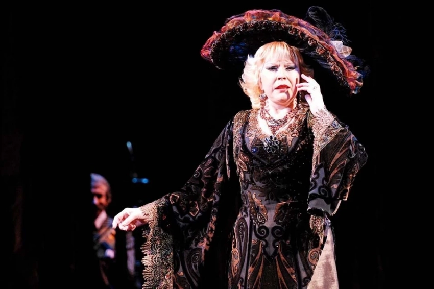 Мошенники выманили 215 тысяч рублей у народной артистки Веры Васильевой