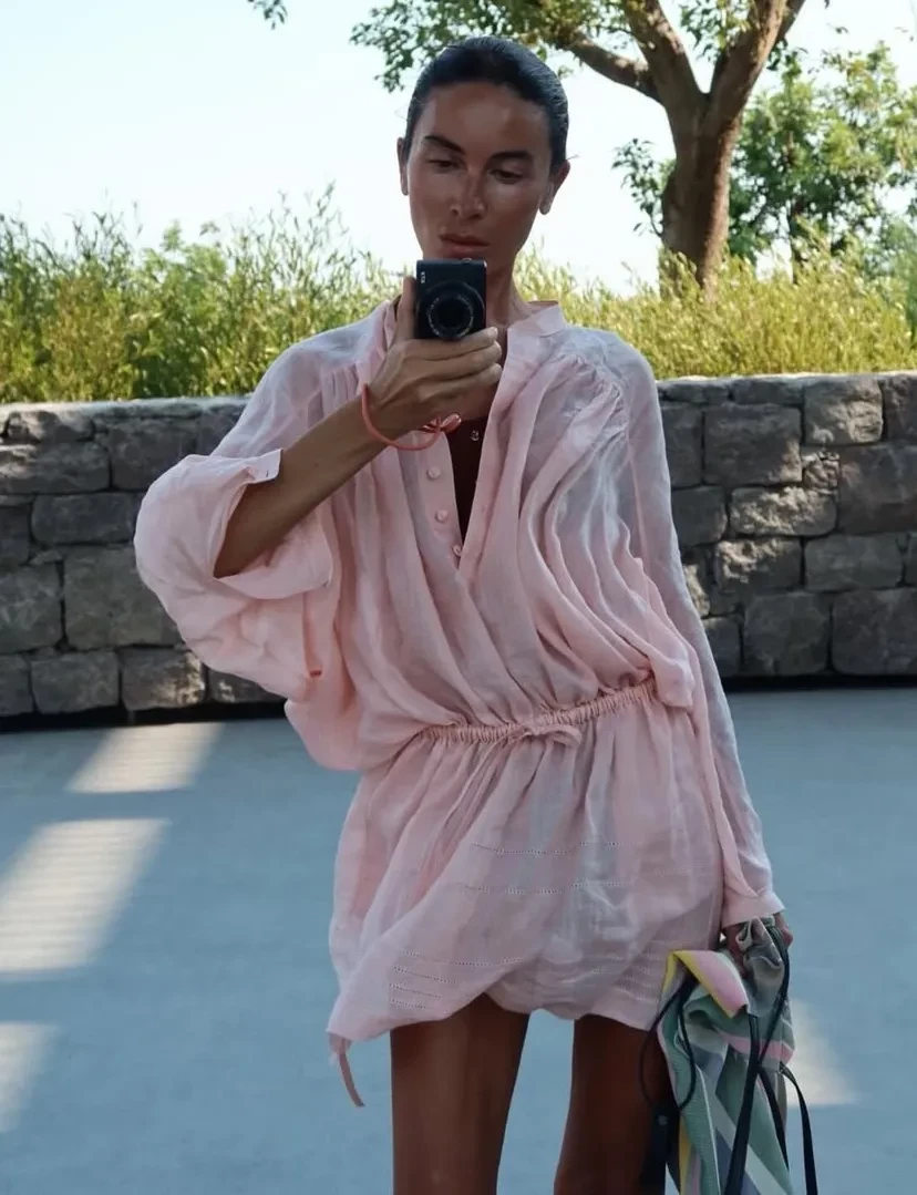 Бикини, яхты и модные курорты: где и как отдыхают Софья Эрнст, Марина Александрова, Наталья Давыдова и Олег Меньшиков