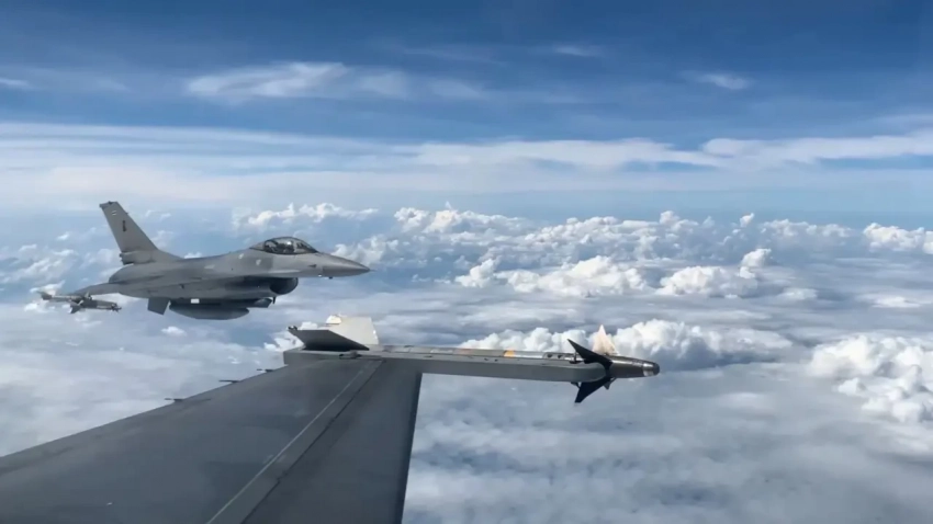 Опубликовано видео обломков истребителя F-16 ВВС Таиланда – утверждают ресурсы Камбоджи