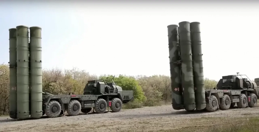 ПВО справилась, но остались вопросы: в МО РФ заявили о сбросе украинскими самолётами двух управляемых авиабомб